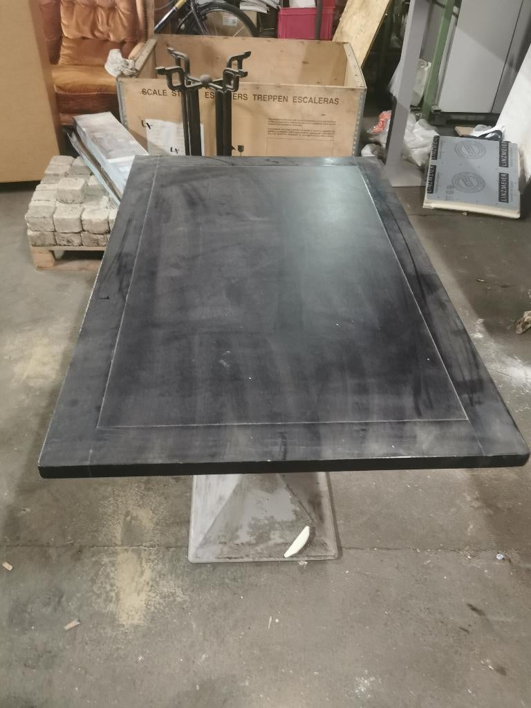 Tafel, Ophalen, Kunststof, Gebruikt, Vier personen