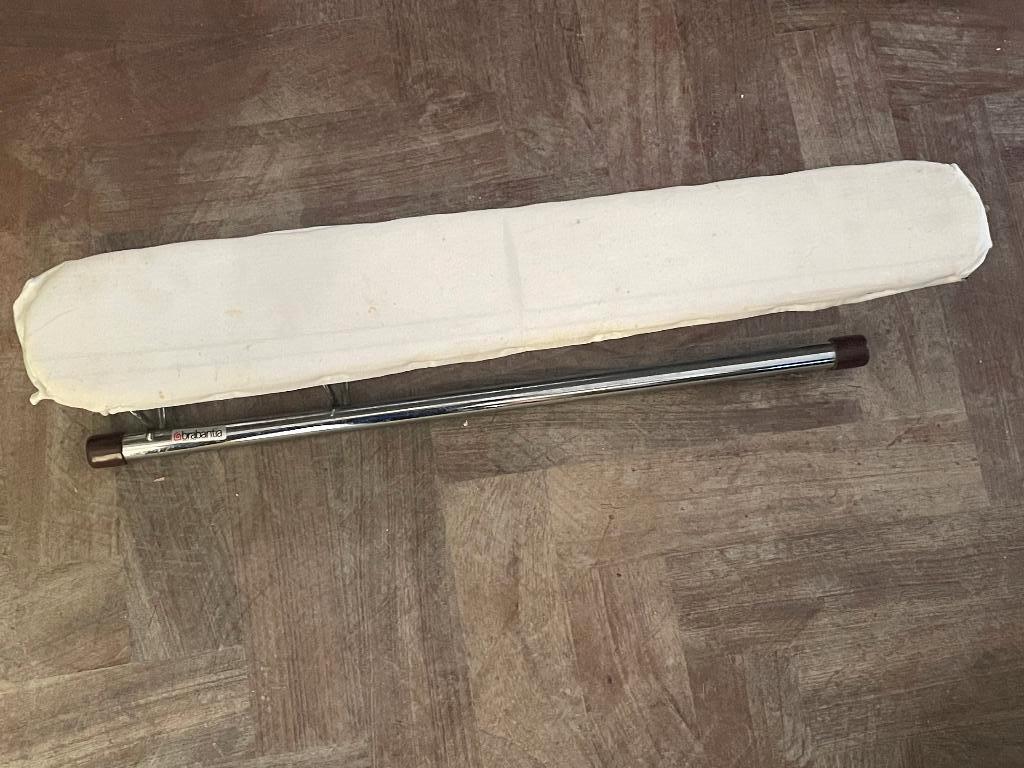 La planche à repasser pour manches Brabantia Comme neuve, Electroménager, Enlèvement, Comme neuf