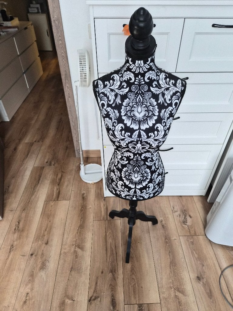 Etalagepop vrouw, Ophalen of Verzenden, Zo goed als nieuw