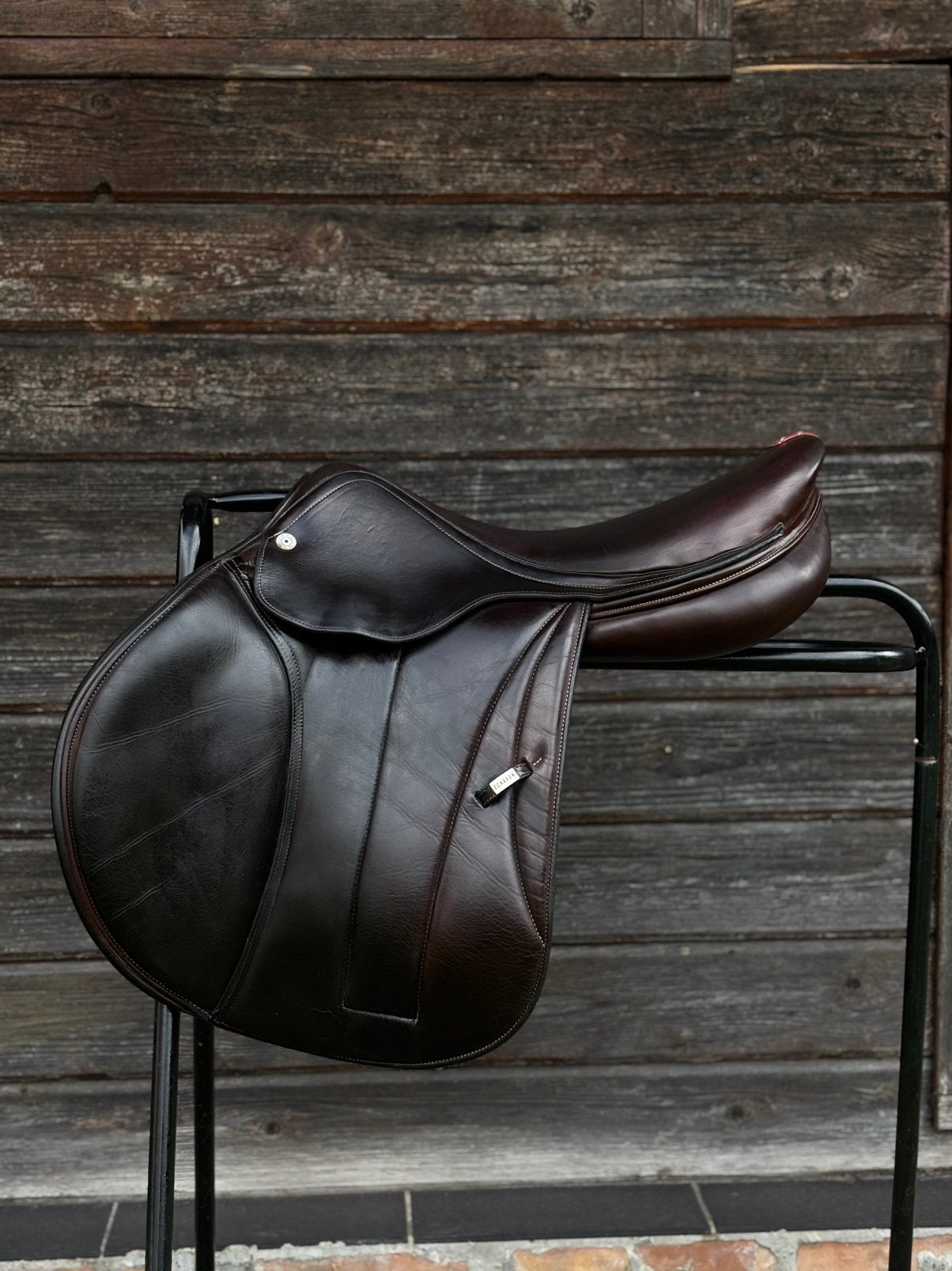 Equipe EK26 Special E-carbon springzadel 17,5”, Dieren en Toebehoren, Ophalen, Zo goed als nieuw