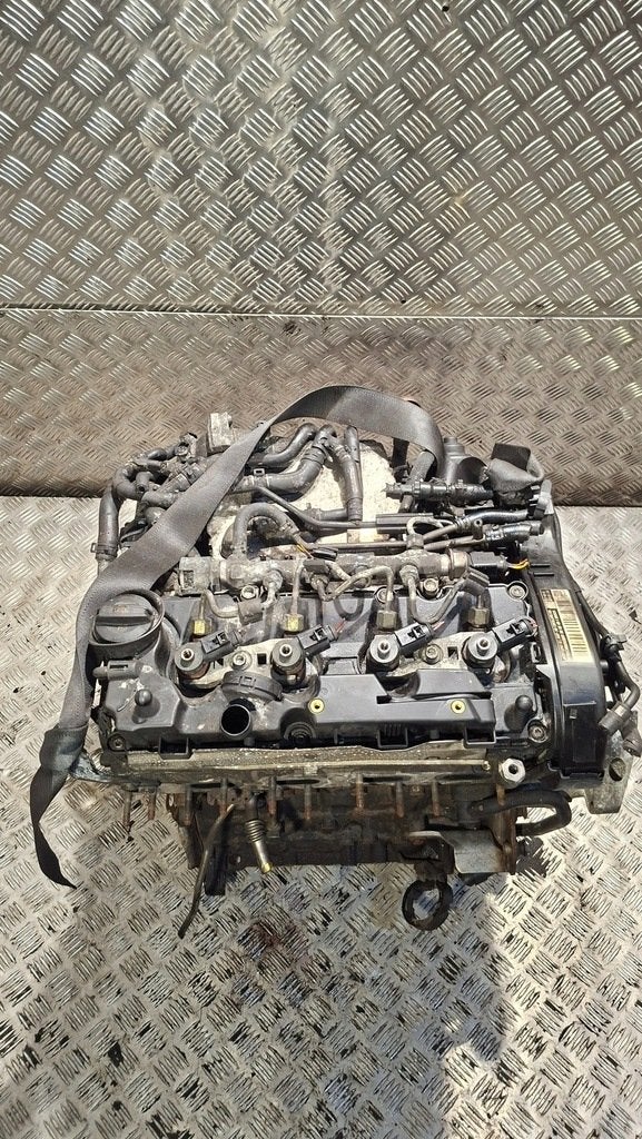 Moteur DGDB Complet VW TOURAN TIGUAN, Envoi, Utilisé, Skoda