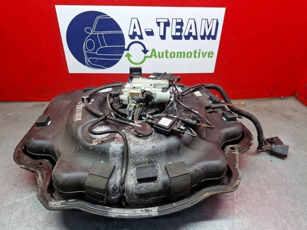 POMPE ADBLUE Volkswagen Touareg (7PA / PH) (|0928404016|), Robert Bosch AG, Volkswagen, Utilisé, Robert-Bosch-Allee 1
74232  Abstatt, DE