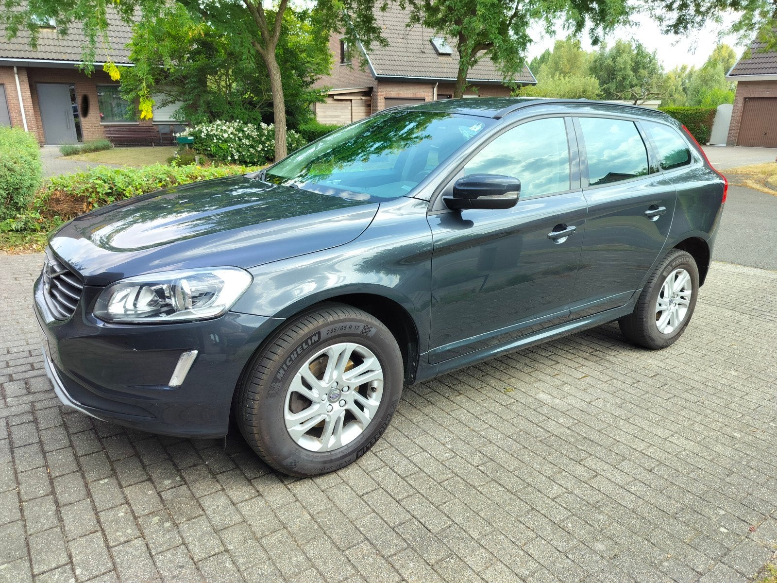 Volvo XC60 D3, Autos, Achat, Boîte manuelle, Particulier, Tissu