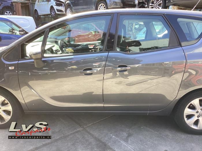 Portière 4portes avant gauche d'un Opel Meriva (Z177), -, Opel, 3 mois de garantie, Utilisé