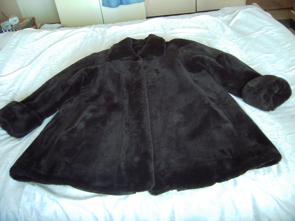 Zachte warme winterjas dames maat M., Bruin, Zo goed als nieuw, Ophalen, ANDERE