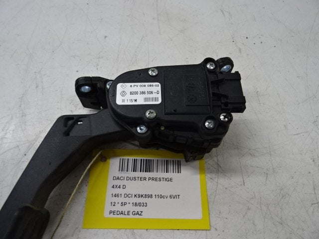 PEDALE D'ACCELERATEUR Dacia Duster (HS) (8200385506D), Utilisé, Dacia