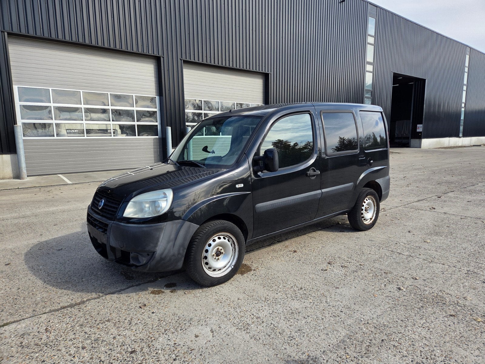 fiat doblo lichte vracht te koop, Auto's, Voorwielaandrijving, 4 cilinders, Zwart, Overige kleuren