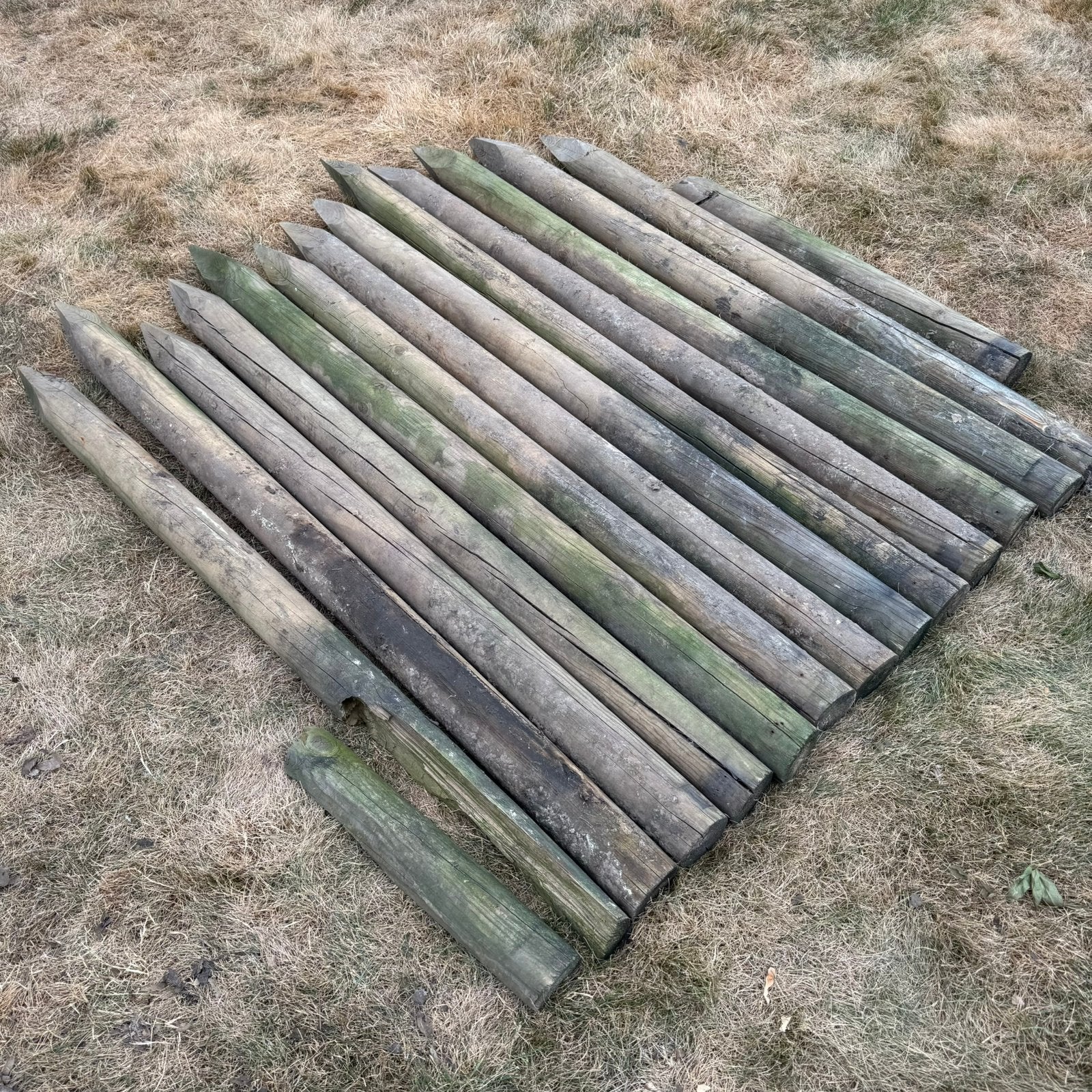 13 gebruikte houten boompalen 140 cm – Ø 7 cm, Ophalen, Gebruikt, Minder dan 180 cm, Palen