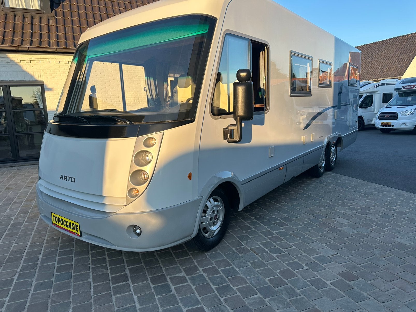 Fiat Ducato Niesmann Bischoff Arto, Caravanes & Camping, Camping-cars, Entreprise, jusqu'à 4, Intégral, Niesmann+Bischoff, Fiat