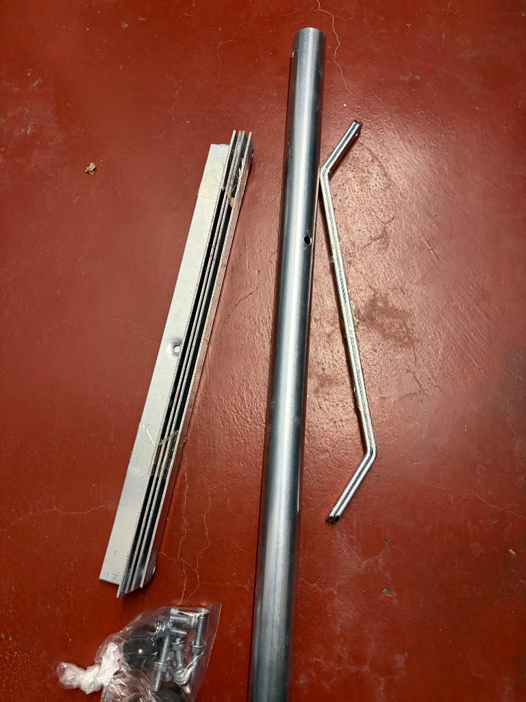 Pied satellite, TV, Hi-fi & Vidéo, Antennes paroboliques, Neuf, Accessoires d'antenne (parabolique), Autres marques, Enlèvement