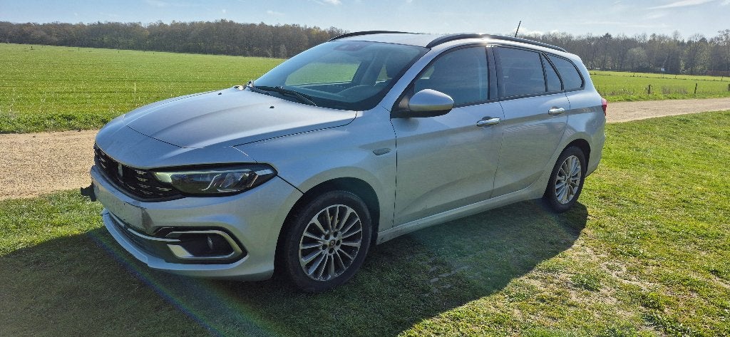 FIAT TIPO BENZINE 100 PK BJ 2021 AUB ADV LEZEN, Auto's, Fiat, Voorwielaandrijving, Euro 6, 5 deurs, Particulier