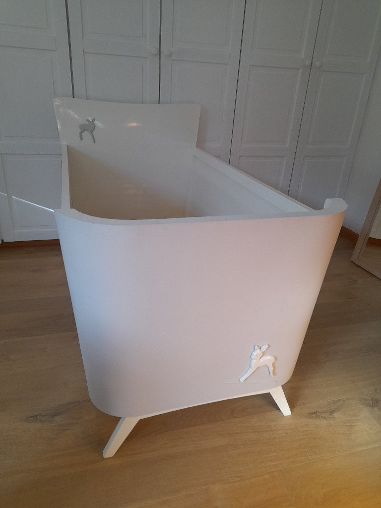Opgemaakt Vintage baby bedje, Ophalen, Zo goed als nieuw, Ledikant
