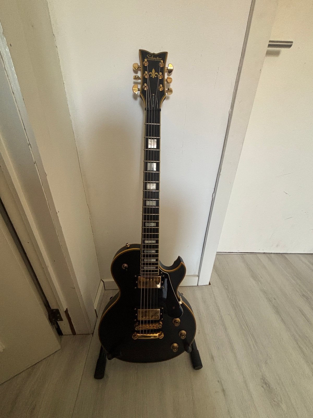 schecter custom solo II, Musique & Instruments, Instruments à corde | Guitares | Électriques, Enlèvement, Comme neuf