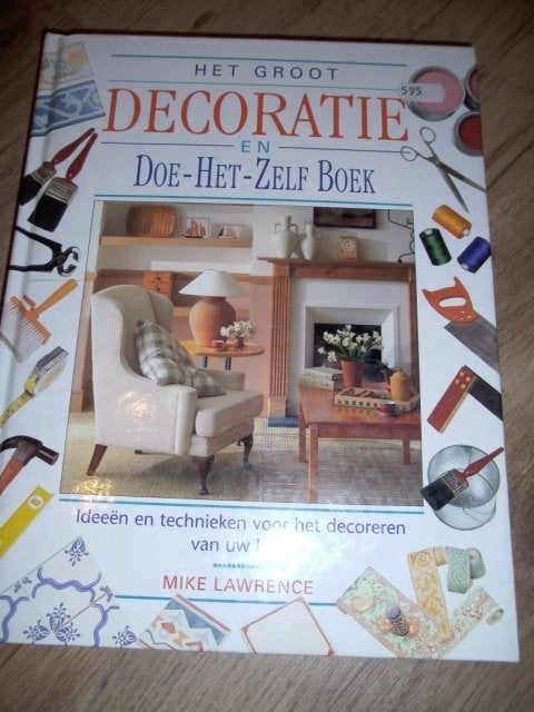 Het groot decoratie en doe-het-zelf boek Mike Lawrence., Ophalen of Verzenden, Zo goed als nieuw