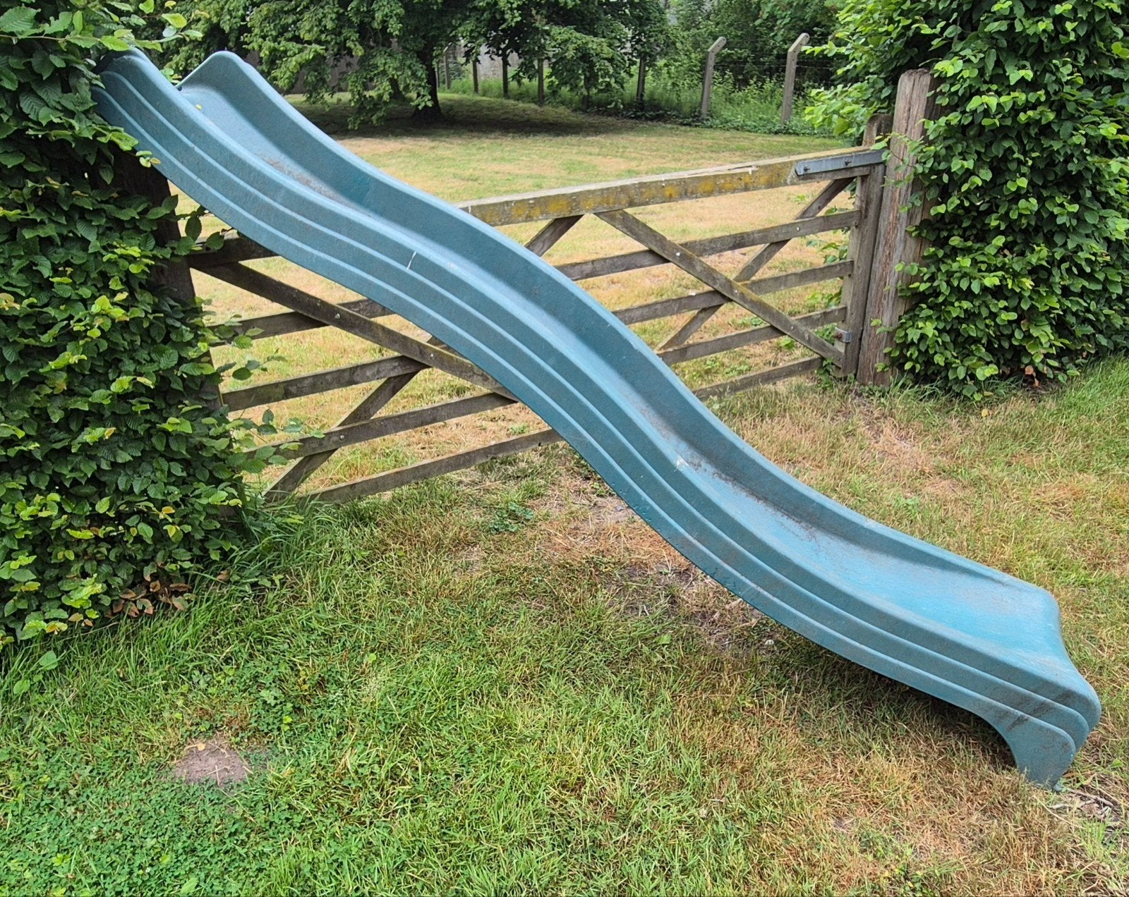 Joli toboggan pour balançoire en bois, Enfants & Bébés, Jouets | Extérieur | Aires de jeux, Enlèvement, Balançoire