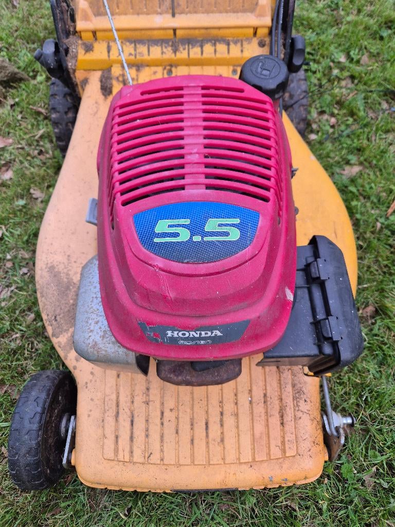 Grasmaaier Stiga  Honda motor met defect, 1 wiel ontbreekt., Ophalen, Gebruikt