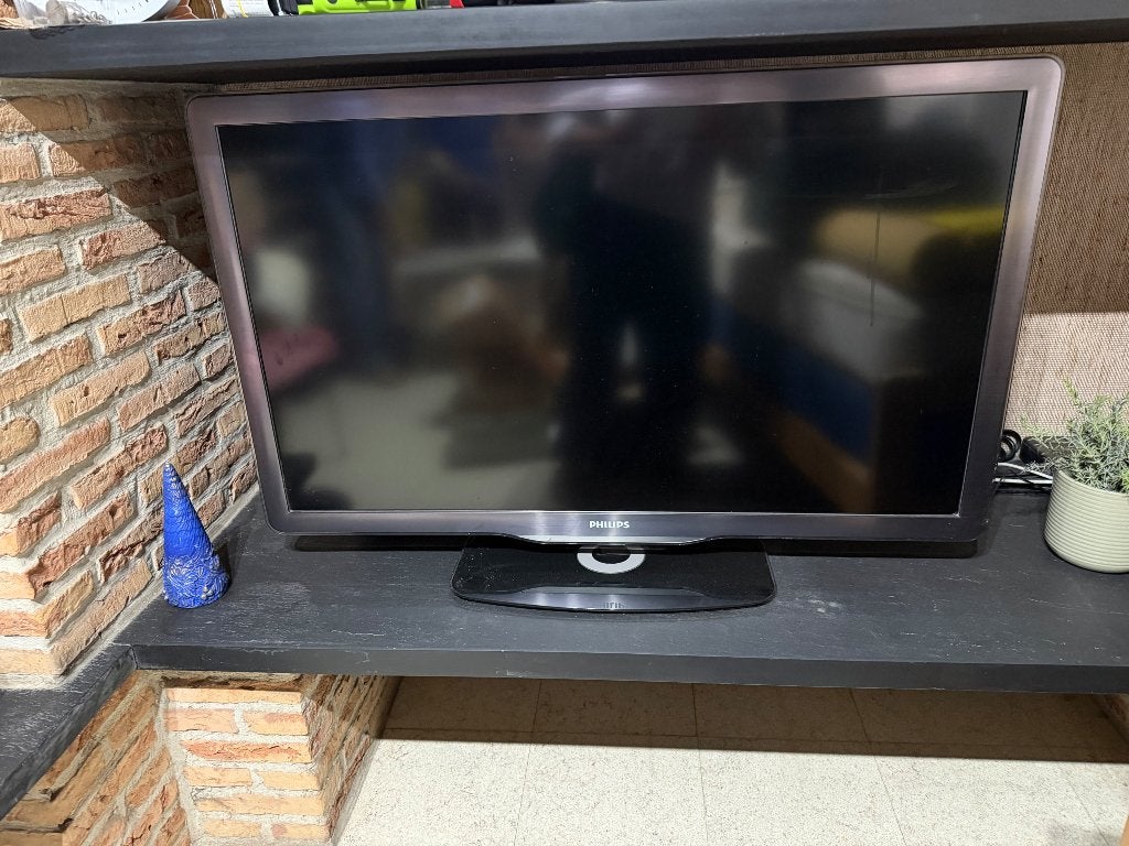 Philips tv op voet, Audio, Tv en Foto, Ophalen, Gebruikt, Philips