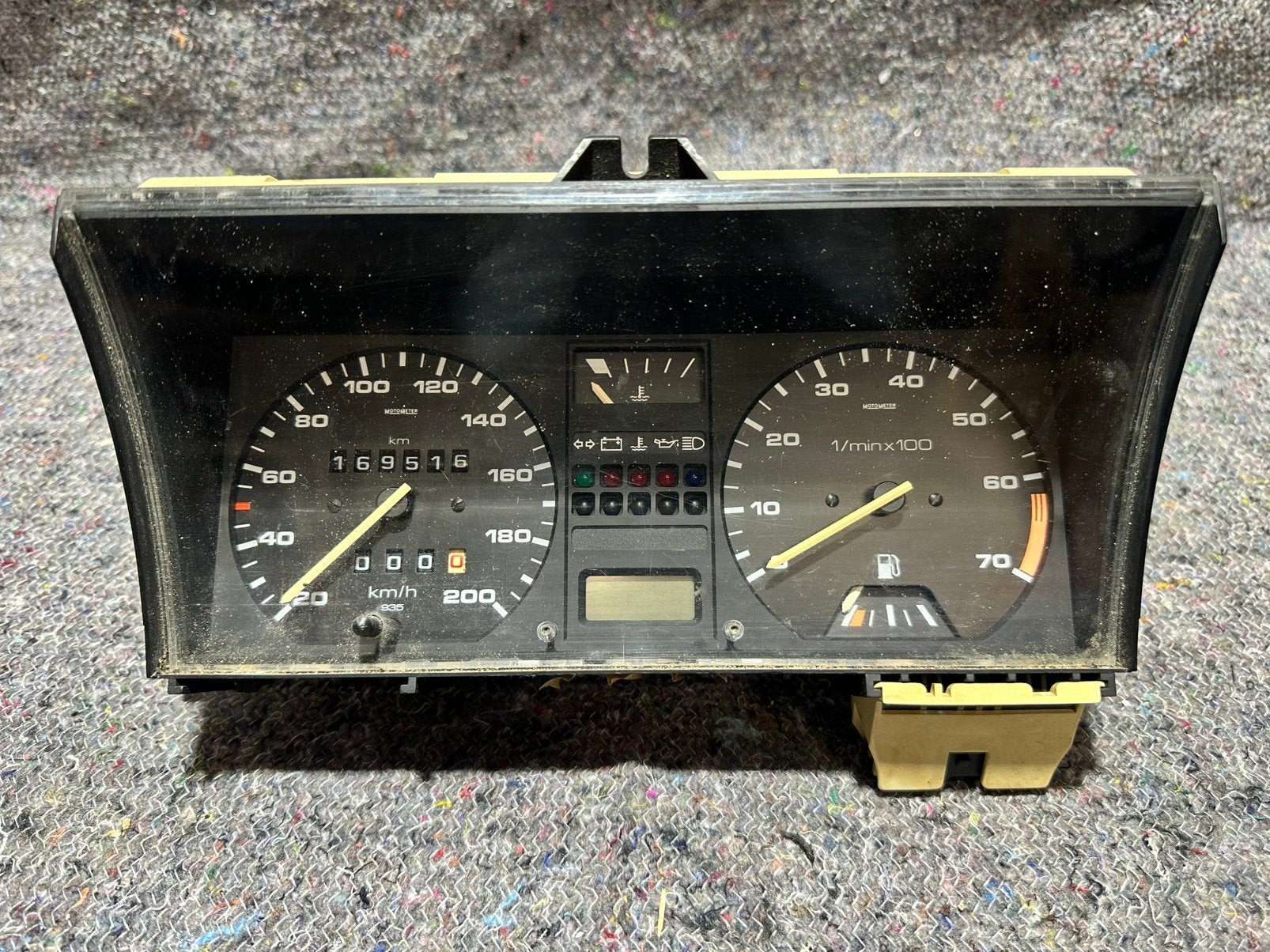 Compteur de vitesse VW Golf 2, Enlèvement, Volkswagen