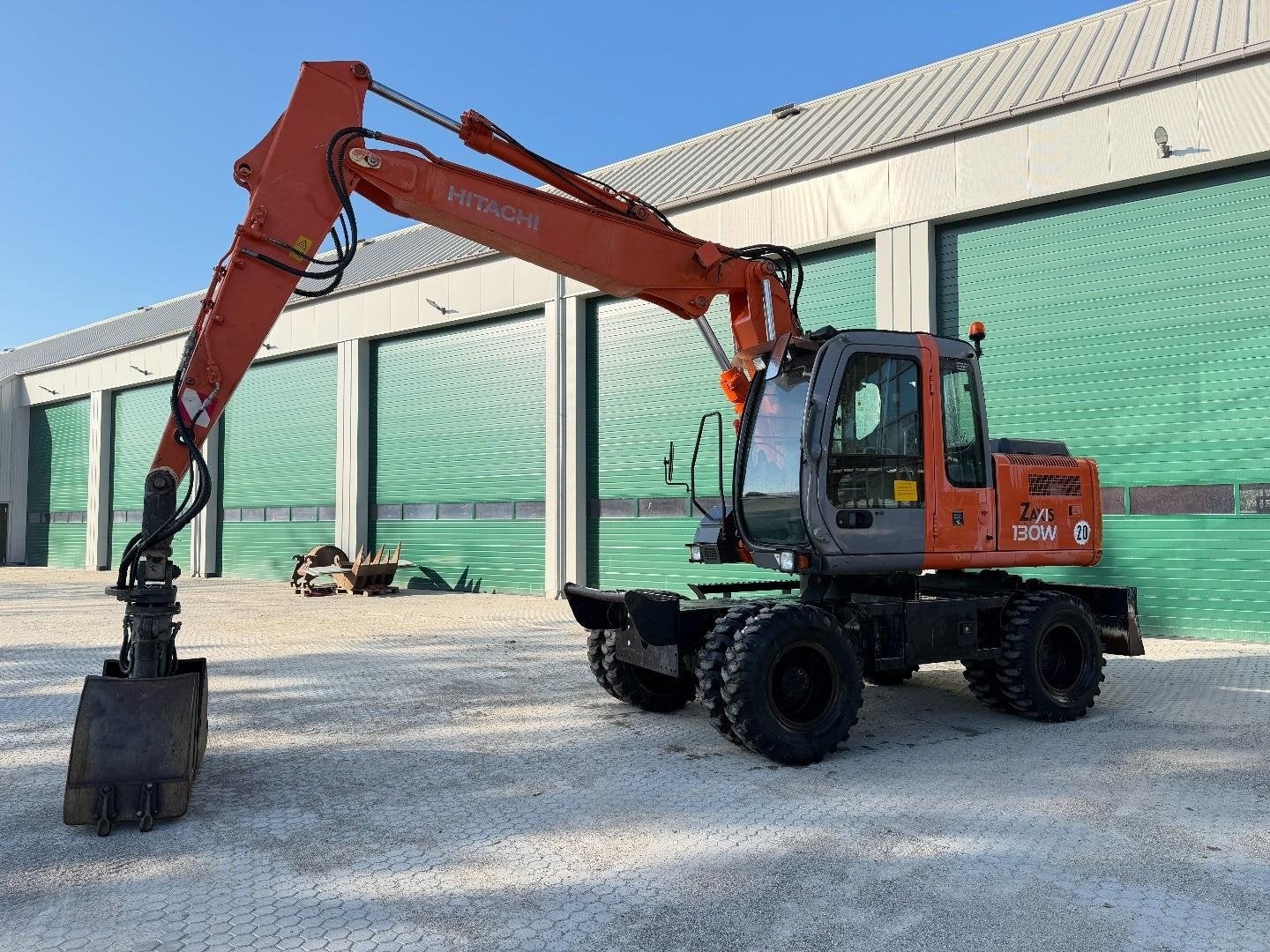 Hitachi ZX 130 W ZX130W - Grapple, Excavatrice