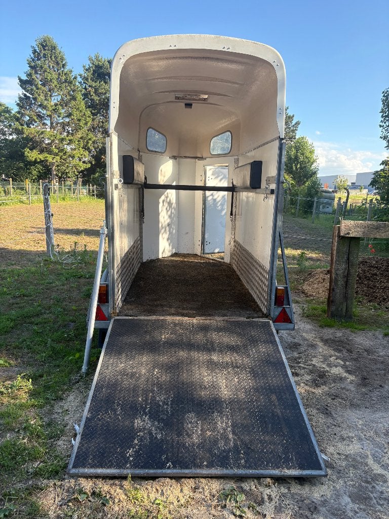 1,5 paard vanne, Dieren en Toebehoren, Paarden en Pony's | Trailers en Aanhangwagens, Gebruikt, 1½-paards trailer, Hout, Ophalen of Verzenden