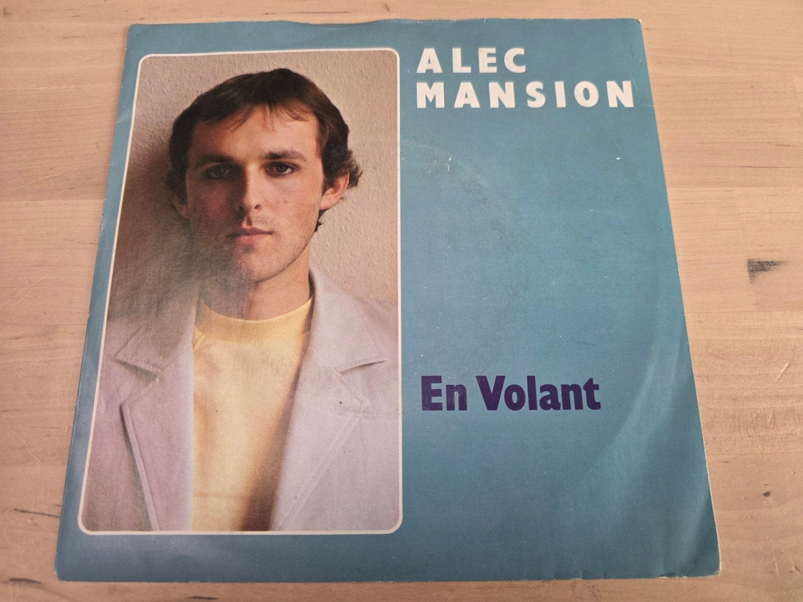 45T. Alec Mansion En volant 1981, Enlèvement