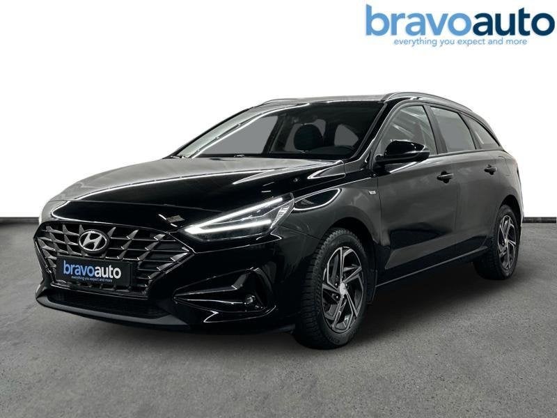 Hyundai i30 SW MHEV AT Comfort | winter pack + winter tyres, Autos, Hyundai, Electronic Stability Program (ESP), 118 g/km, Achat