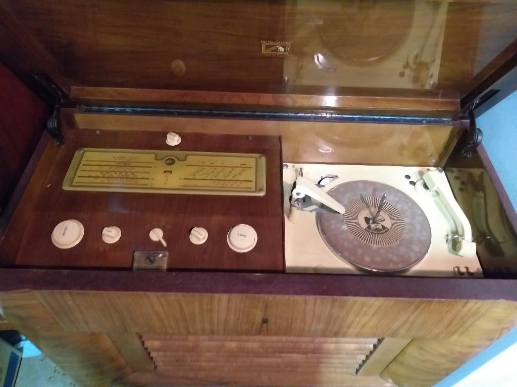 ancien tourne disque /radio, Antiquités & Art, Enlèvement