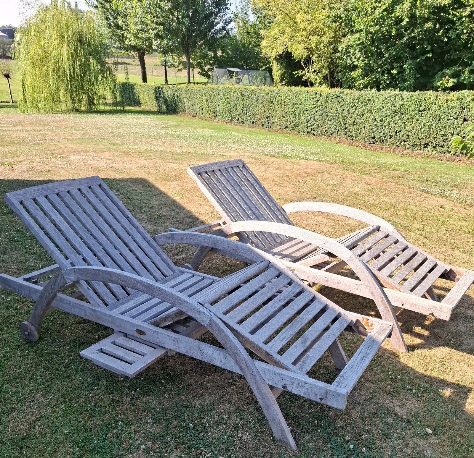 2 teak ligzetels. 120 euro voor de 2., Ophalen, Verstelbaar