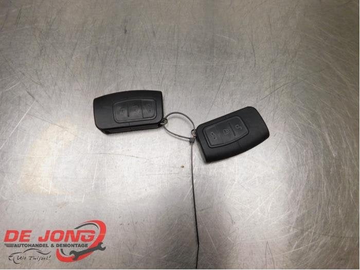 Clé d'un Ford Mondeo, Autos : Pièces & Accessoires, -, 3 mois de garantie, -, -