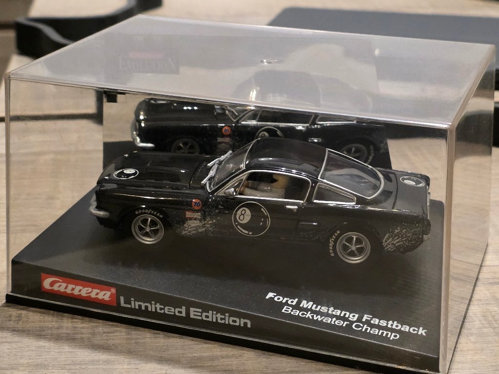 Ford mustang limited edition carrera slot it scalextric, Hobby & Loisirs créatifs, Modélisme | Voitures & Véhicules, Neuf, Autres marques