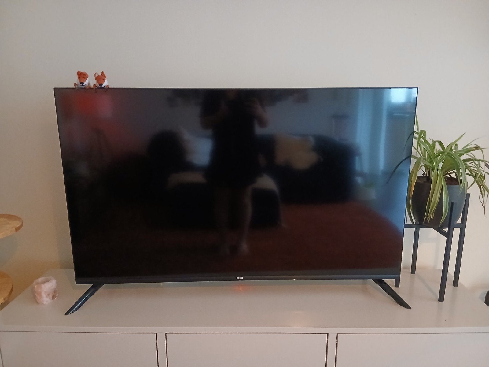 Smart TV chiq, Ophalen