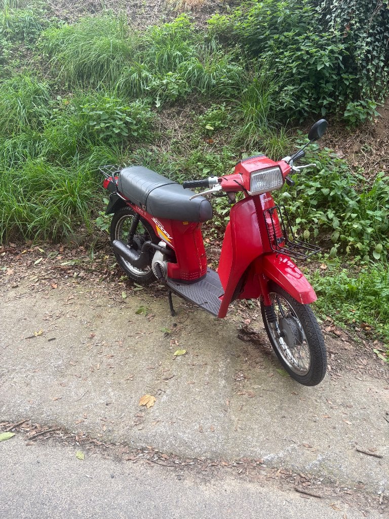 Honda scoopy, Fietsen en Brommers, Ophalen, Gebruikt, Overige modellen, Klasse A (25 km/u)
