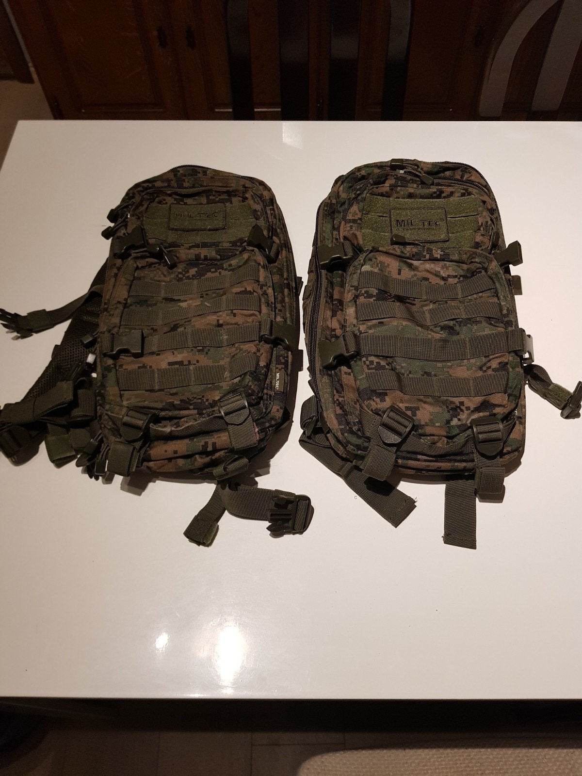 Petit sac à dos Mil-Tec Assault avec motif de camouflage num, Enlèvement ou Envoi, Comme neuf
