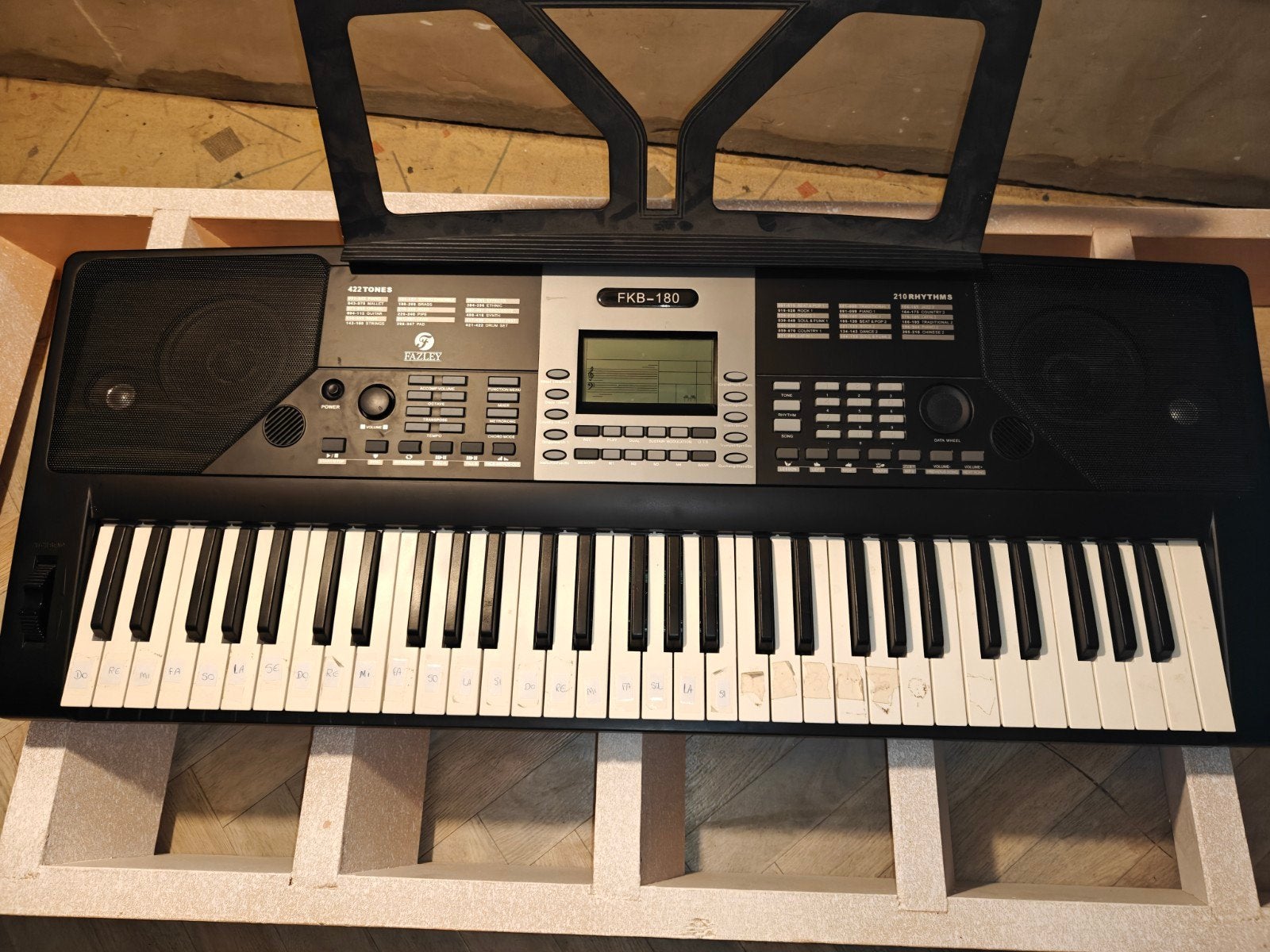 Fazley FKB-180  keyboard, Muziek en Instrumenten, Keyboards, 61 toetsen, Midi-aansluiting, Zo goed als nieuw, Ophalen