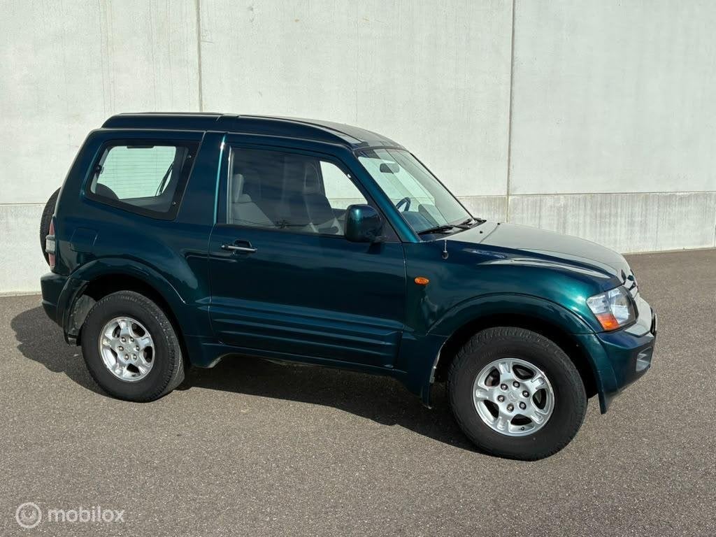 Mitsubishi Pajero 3.2 Di GLS 4 WD AIRCO CRUISECONTROL, Auto's, Stof, Gebruikt, 165 pk, 4 cilinders
