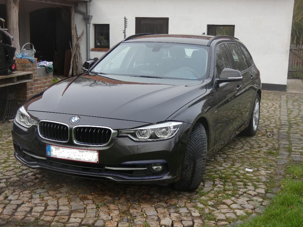 BMW touring 320i, Auto's, BMW, 1998 cc, 4 cilinders, Bruin, 5 deurs