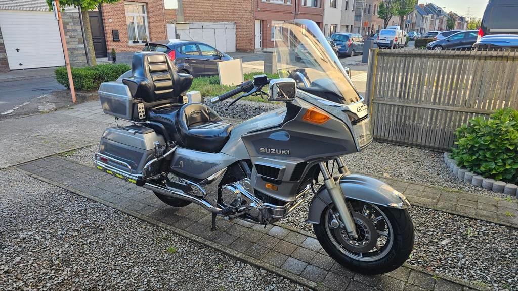 Suzuki gv1400 cavalcade, Motoren, Cardan-aandrijving, 4 cilinders, Motorrijbewijs A, Gebruikt