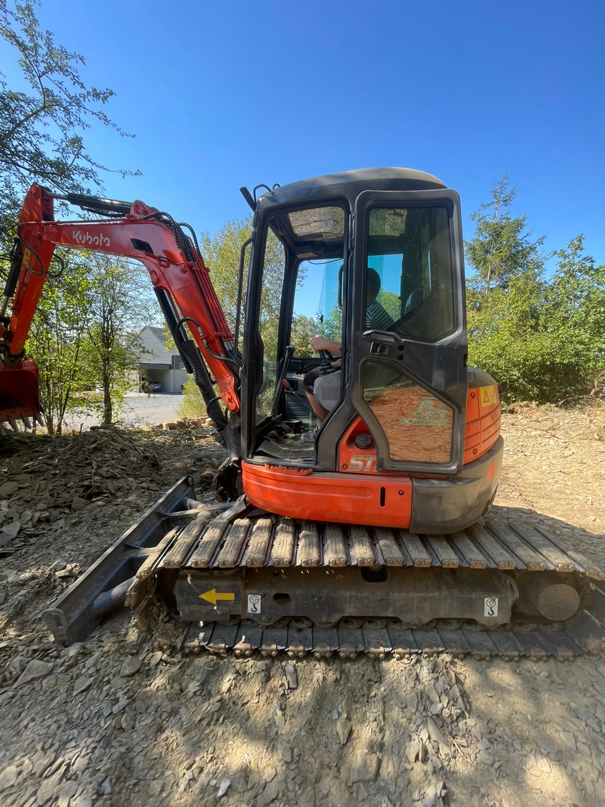 À vendre Grue, Kubota 5 tonnes. Aucun jeu. 3433 heures., Articles professionnels, Enlèvement, Excavatrice