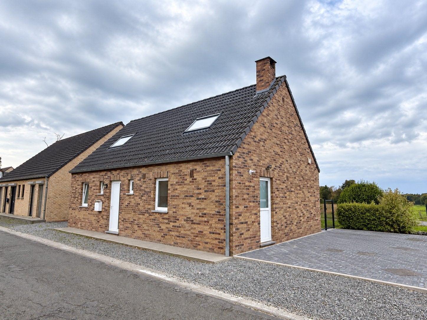 Maison 4 facade a louer a Jurbise, Immo