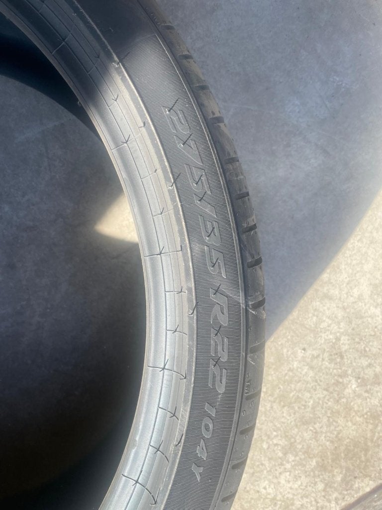 PIRELLI-BANDEN 275/35/22. 104Y, Ophalen, 275 mm, Nieuw, Overige maten