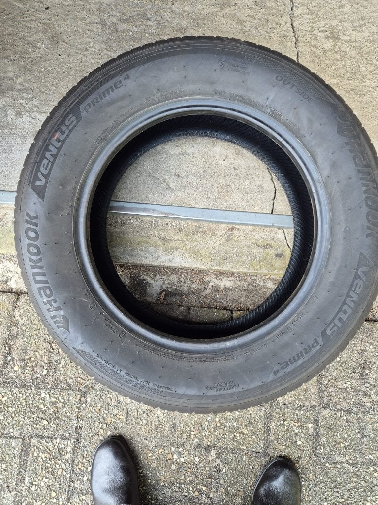 Set banden Hankook Venus 215/65R17, Ophalen, 17 inch, Band(en), Personenwagen