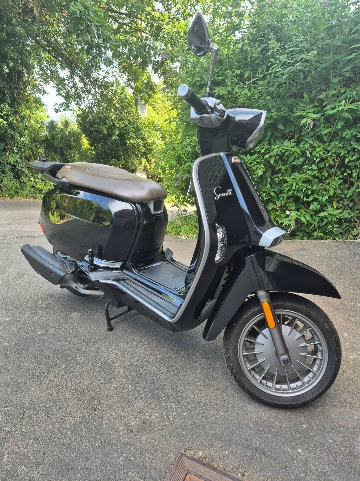 Lambretta v200, Motos, Enlèvement