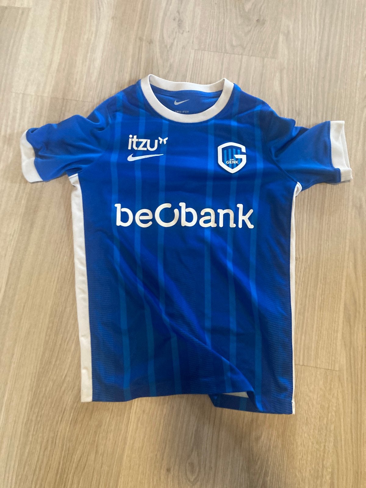 Voetbalshirt KRC Genk ‘Ito’, Sport en Fitness, Voetbal, Ophalen, Zo goed als nieuw