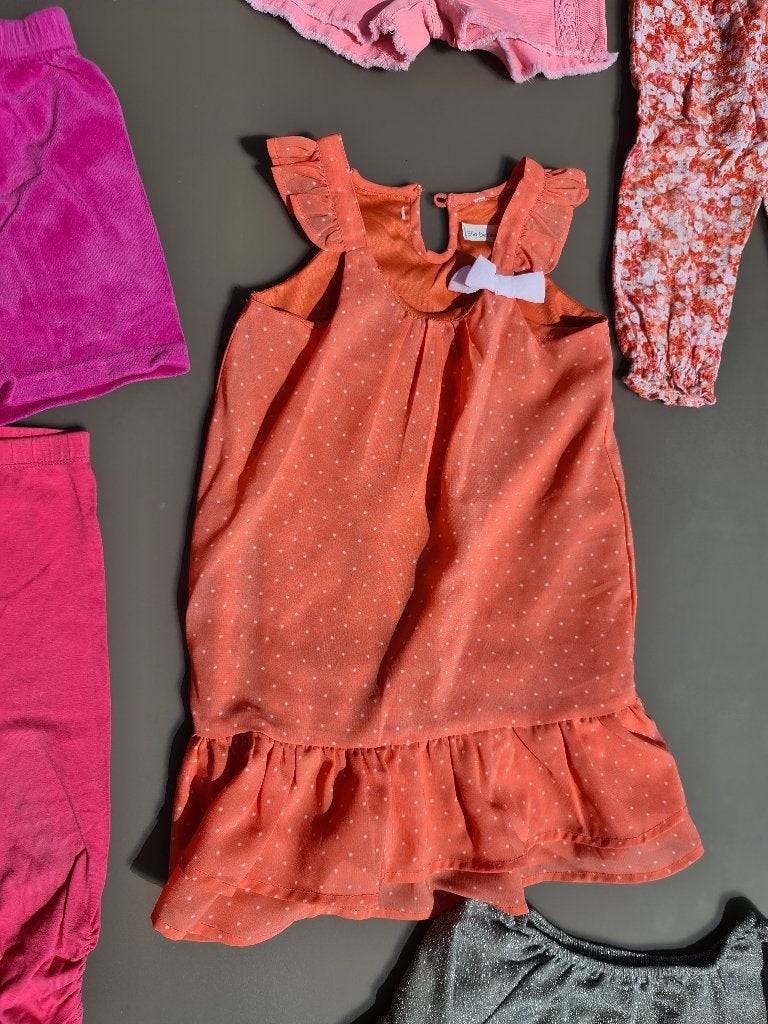 roze jurk met witte dods en strik, 116, Enfants & Bébés, Enlèvement, Comme neuf
