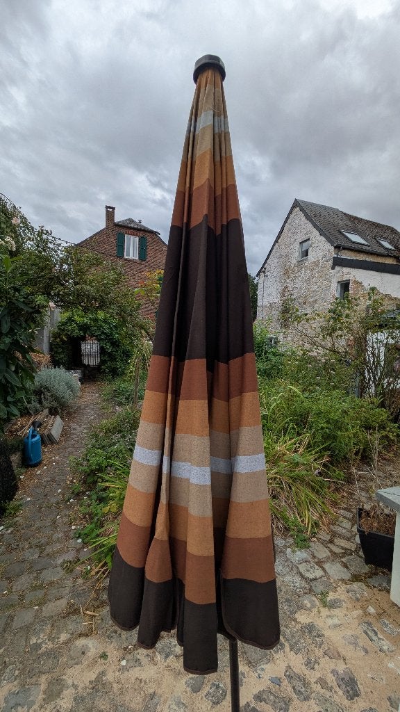 Parasol camping vintage, Ophalen, Kantelbaar, 2 tot 3 meter, Zo goed als nieuw
