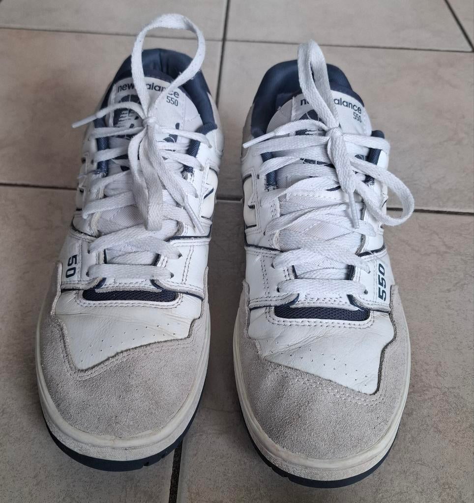 Wit met blauwe sneakers NEW BALANCE maat 44, Ophalen of Verzenden, Sneakers, Gedragen, Wit