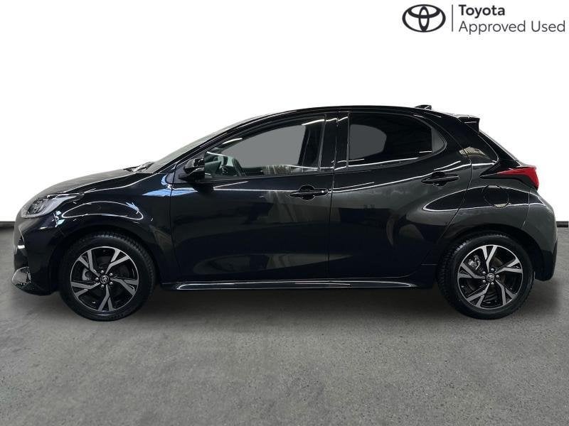 Toyota Yaris Teamplayer | all seasons, https://public.car-pass.be/vhr/4d5fad15-bf61-40d1-bb37-7777e276c395, 91 g/km, Achat, Euro 6