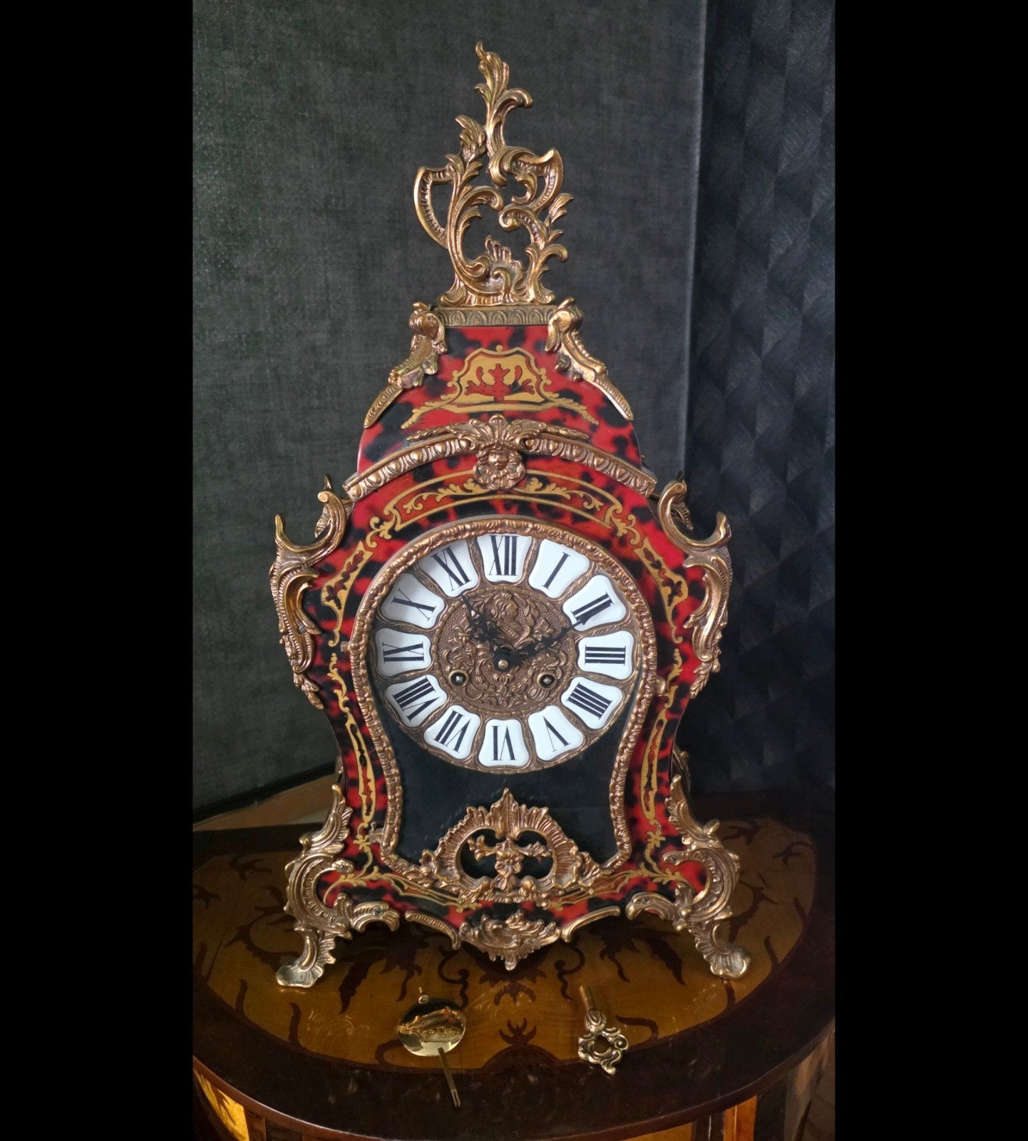 19e eeuwse Boulle cartelklok met sleuten en slinger, Antiek en Kunst, Antiek | Klokken, Ophalen