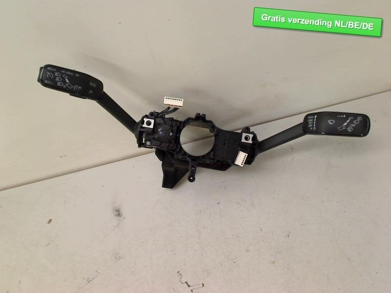 COMBISCHAKELAAR STUUR Skoda Kodiaq (3Q0953521DQ), Gebruikt, Info@skoda-auto.de, Skoda, Max-Planck-Straße  3-5
64331  Weiterstadt, DE
