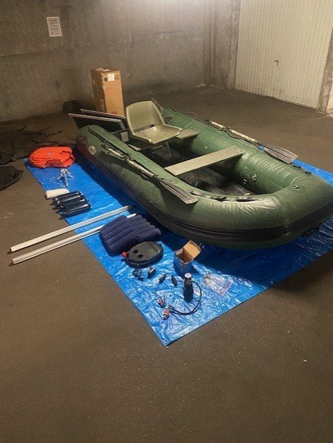 Zodiac Hors-bord avec moteur neuf 750 euros pour le tout, Sports nautiques & Bateaux, Neuf, Moteur hors-bord, Moins de 1.00 mètres